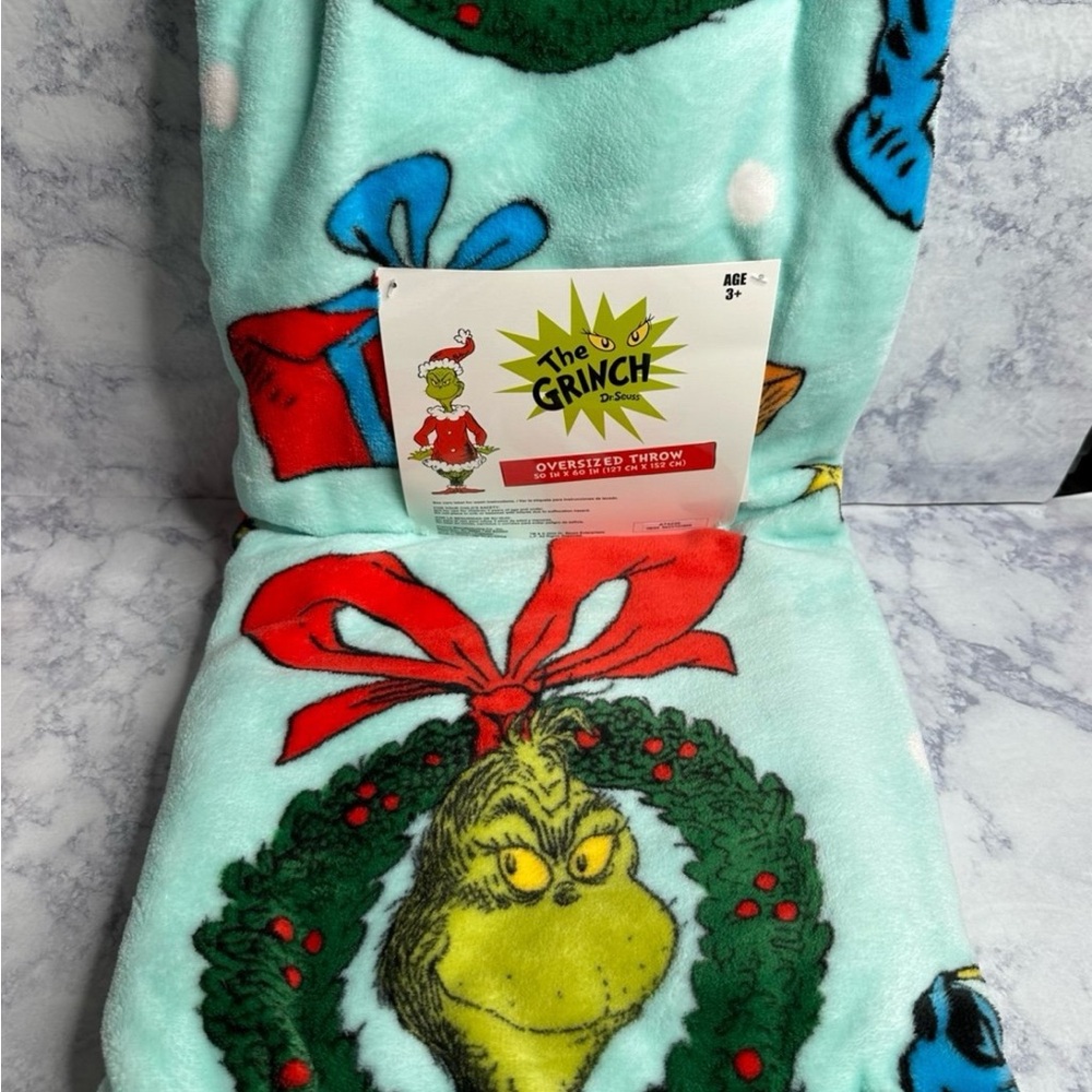 How the Grinch Stole Christmas Oversized Throw